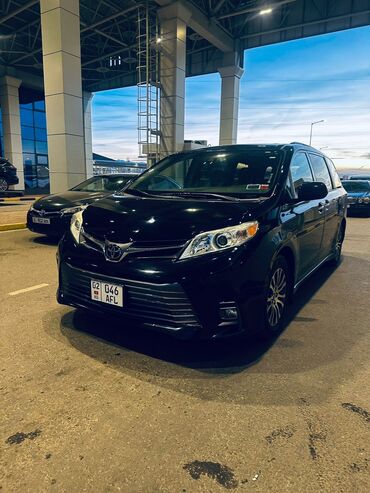 Toyota: Toyota Sienna: 2018 г., 3.5 л, Автомат, Бензин, Минивэн