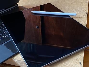 Планшеты: Планшет, Apple, память 128 ГБ, 12" - 13", 4G (LTE), Б/у, Классический цвет - Серебристый — 3