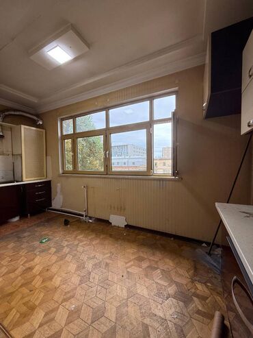 Köhnə tikili: Bakı, 3 otaqlı, Köhnə tikili, m. 28 may, 105 kv. m — 11