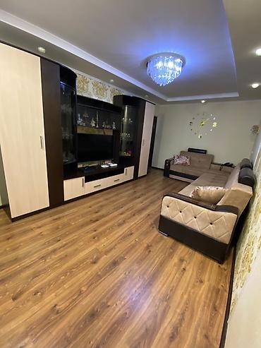 без хозяев: 1 комната, 32 м², 4 мкр 104 серия, 1 этаж, Евроремонт — 2
