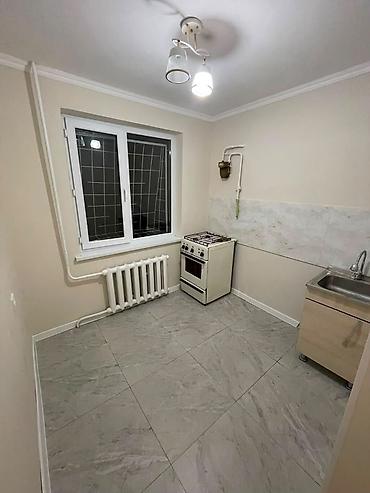 red centr: 1 комната, 32 м², 8 мкр 104 серия, 1 этаж, Свежий ремонт — 2