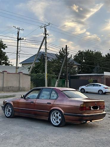 Продажа авто: BMW 5 series: 1993 г., 3 л, Механика, Бензин, Седан — 2
