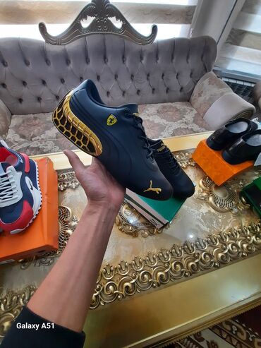 Кроссовки и спортивная обувь: Мужские кроссовки, 44, Puma, Новый, цвет - Черный, Платная доставка — 10