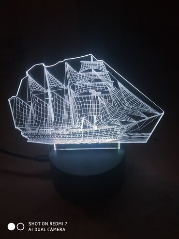 Stol lampaları: 3D lampalar. 7 rəng çalarları və sinxron rejim özü rəngləri dəyişir — 6