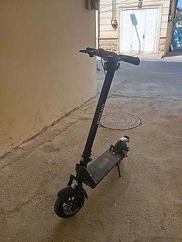 Elektrikli samokatlar: İşlənmiş Elektrik samokat 10", > 1000 Vt, 36 - 45 km/s, Ünvandan götürmə, Ödənişli çatdırılma — 1