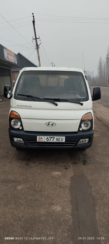 Hyundai: Hyundai Porter: 2005 г., 2.5 л, Механика, Дизель