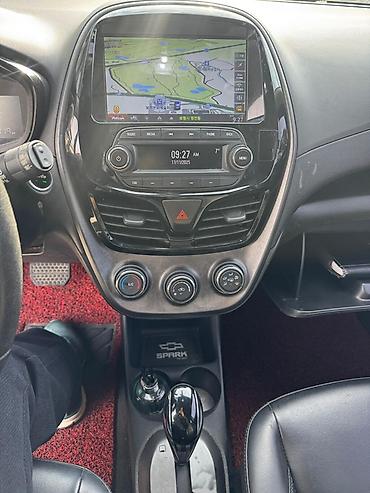 Chevrolet: Chevrolet Spark: 2019 г., 1 л, Вариатор, Бензин, Хэтчбэк — 12