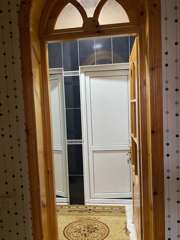 Həyət evləri və villaların satışı: 6 otaqlı, 7000 kv. m, Orta təmir — 23