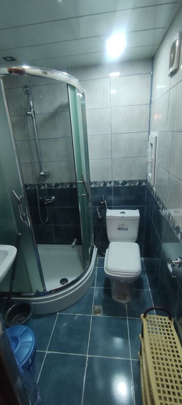 Uzunmüddətli kirayə mənzillər: XİRDALAN QƏNCLƏR SƏHƏRCİYİ. (RİAT TİCERET MERKEZİYLE UZBEUZ) Ev dekabr — 9