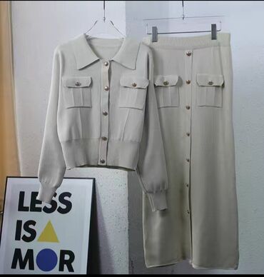 блузка женская размер м: Юбка, Модель юбки: Прямая, Трикотаж