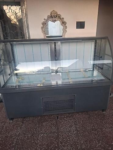 Soyuducu avadanlığı: Vitrin soyuducu satilir 550azn. Unvan Azadliq m/s Nigaz — 1
