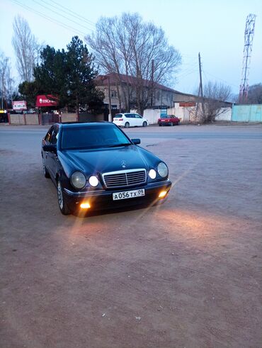 Mercedes-Benz: Mercedes-Benz E-Class: 1995 г., 4.3 л, Автомат, Бензин, Седан