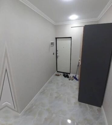 Köhnə tikili: TECILI SATILIR Azadliq metrosuna yaxin 3 otaq bina evi 9/9 temirli — 15