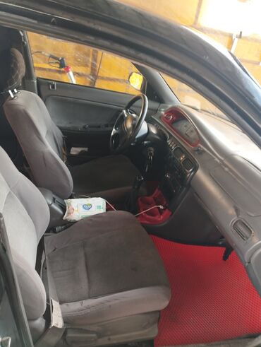 Mazda: Mazda Cronos: 1996 г., 2 л, Механика, Бензин, Седан — 10