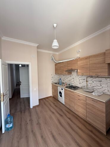 Uzunmüddətli kirayə mənzillər: Sumqayıt şəhəri bulvarı mida 4 otaq 16/8 çi mertebesi denize — 5