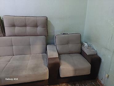 Divan və kreslo dəstləri: Künc divan və 2 ədəd kreslodan ibarət yumşaq mebel dəsti - Tərkib: 1 — 2
