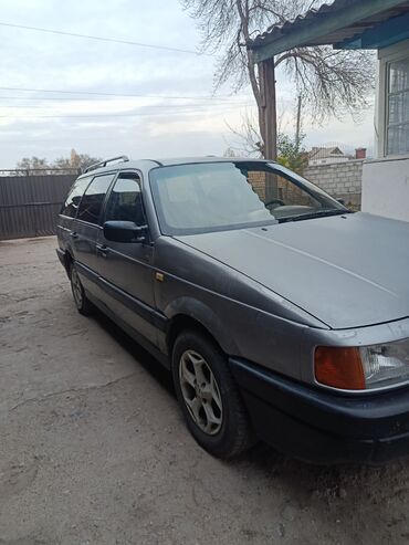 продаю термо будка: Volkswagen Passat Variant: 1989 г., 1.8 л, Механика, Бензин, Универсал