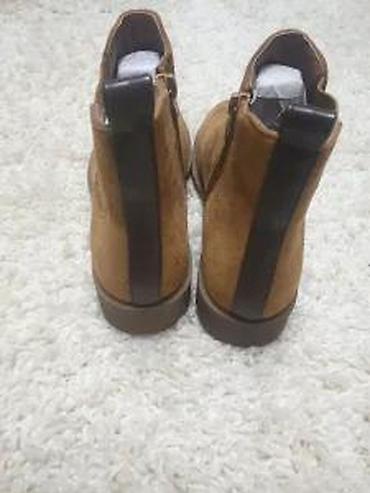 ugg bor: ZENSKE KRATKE CIZMICE 5 | Karakteristike ženske obuće Boja Braon — 2
