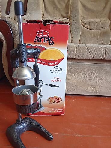 nar soku çəkən: Aytas peşəkar meyvə sıxacağı - Mexaniki pres tipli model: nar — 1
