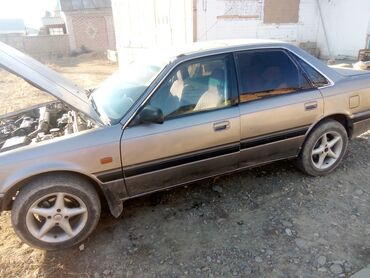 продаю аварийный: Mazda 626: 1991 г., 1.9 л, Механика, Дизель, Седан