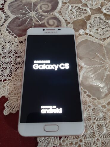 telefone: Samsung Galaxy C5, 64 GB, color - White, Dual SIM cards