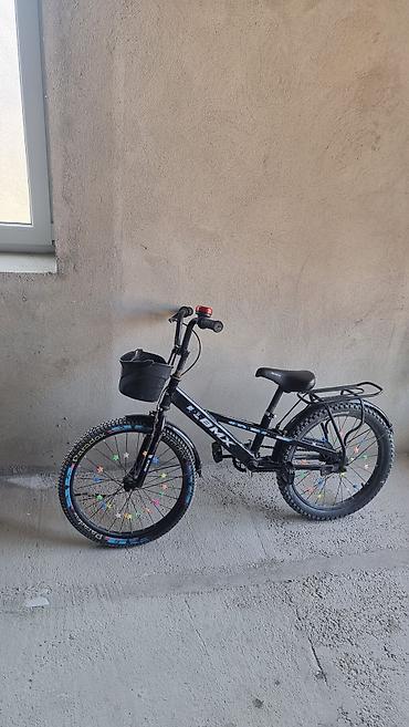 bmx satilir: Uşaq velosipedi – BMX üslubunda, 20" təkər ölçüsü Xüsusiyyətlər: - — 3