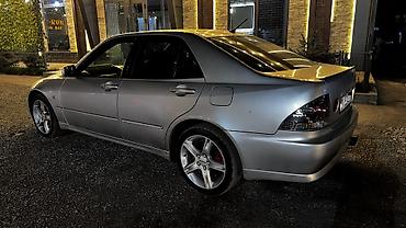 100: Toyota Altezza: 2002 г., 2 л, Автомат, Бензин, Седан — 5