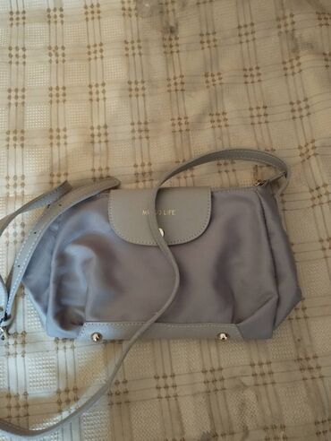 charles keith çanta: Qadın çantası