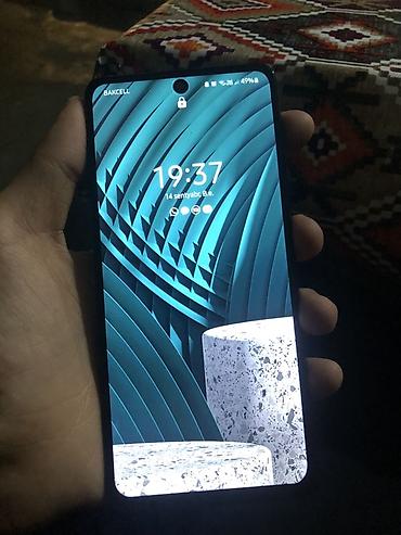 ucuz və keyfiyyətli telefonlar: Samsung Galaxy A51, 128 GB, rəng - Qara, İki sim kartlı — 2