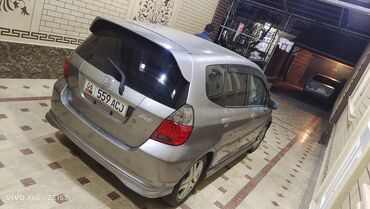 Honda: Honda Fit: 2003 г., 1.5 л, Вариатор, Бензин, Хэтчбэк