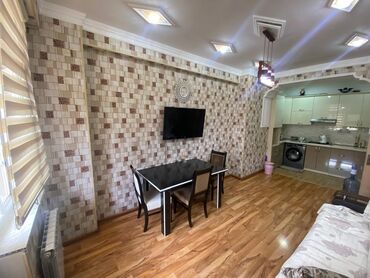 Yeni tikili: Qaraçuxur qəs., 3 otaqlı, Yeni tikili, m. Neftçilər, 93 kv. m