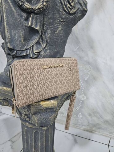 Novčanici: Ženski novčanik, Materijal: Lakovana koža — 2