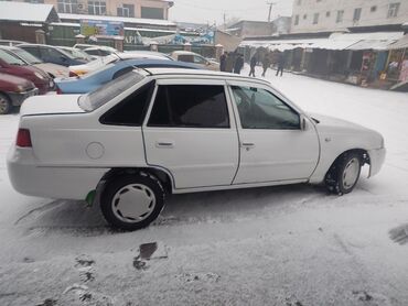 автозапчасти на део: Daewoo Nexia: 2010 г., 1.6 л, Механика, Бензин, Седан