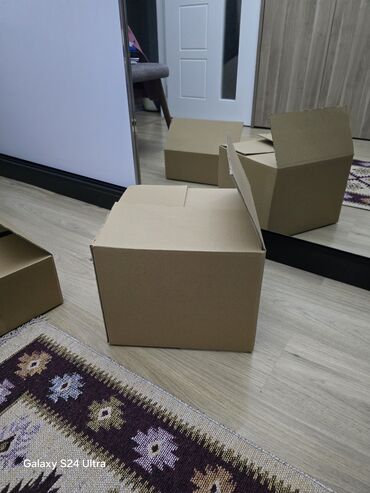 репетиторы начальных классов: Продаю новые коробки разных размеров в большом количестве. подойдут