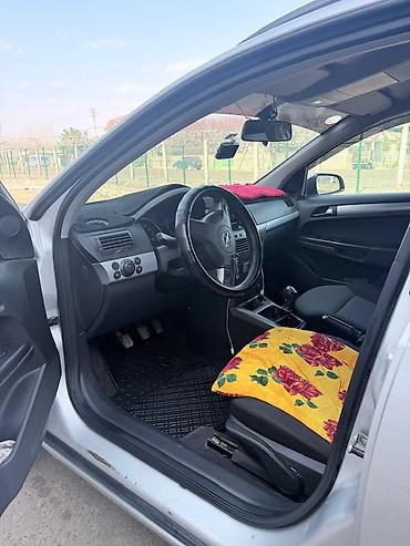 opel astra universal: Opel Astra: 2005 г., 1.6 л, Механика, Бензин, Универсал — 4