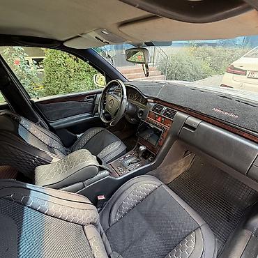 кузов от жигули: Mercedes-Benz E-Class: 1996 г., 3.2 л, Автомат, Бензин, Седан — 3