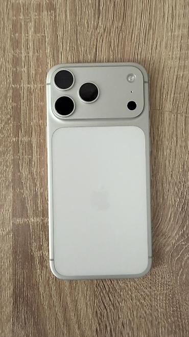 i̇phone 11pro max: IPhone 17 Pro Max, 256 GB, White Titanium, Face ID — 2