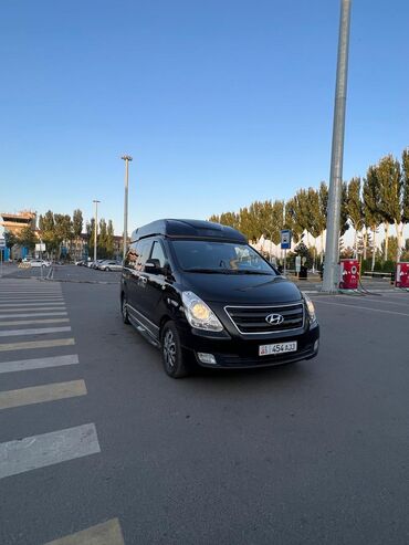 самая деловая машина: Hyundai H-1 (Grand Starex): 2017 г., 2.4 л, Автомат, Газ, Минивэн