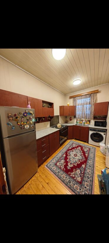 Столы и стулья: Metbex mebeli satilir. 220 azn.350x2.20. Ustunde moyka