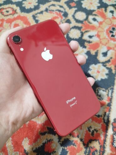 Apple iPhone: IPhone Xr, Б/у, 128 ГБ, Красный, Чехол, 78 %