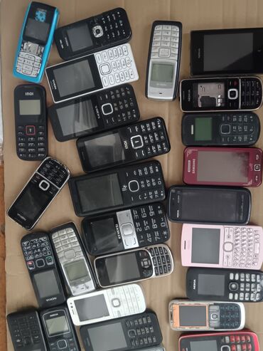 телефон прастой: Nokia 1, Б/у, цвет - Черный, 1 SIM, 2 SIM