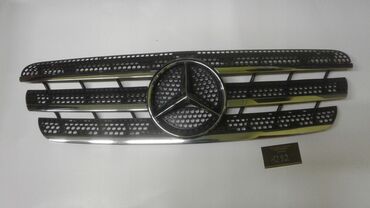 мерс 163: Решетка радиатора Mercedes-Benz 2002 г., Б/у, Оригинал