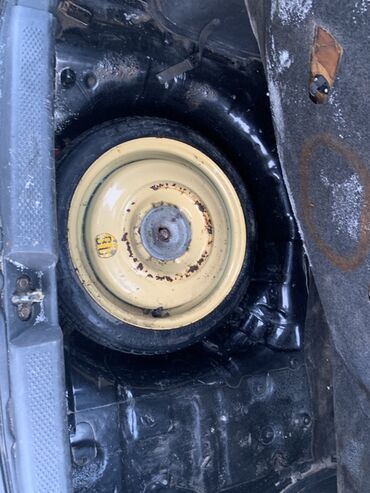 Mazda: Mazda 323: 2002 г., 1.8 л, Механика, Бензин, Хэтчбэк — 8