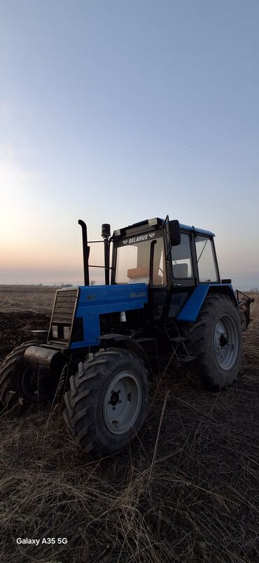 Тракторы МТЗ (Беларус): Трактор Беларус 82.1 (МТЗ-82) - Полный привод 4x4, класс тяги 1,4 - — 1