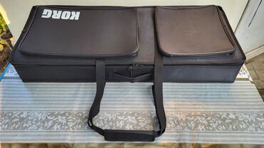 Futlyarlar, çexollar: Korg klaviatura daşımaq üçün nəzərdə tutulmuş bu qara rəngli çanta — 3