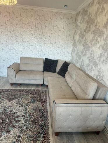 Salon masaları: Künc divan