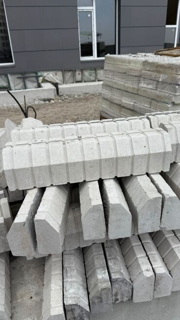 Садовые бордюры: Садовый бордюр, Литой, ЖБИ (Железобетонный), Декоративный, Новый — 8