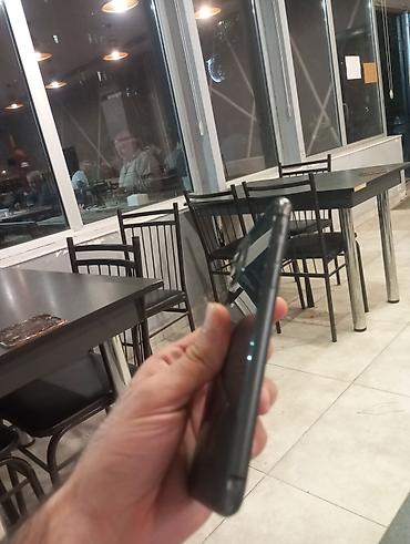 iphone 11 duas: IPhone 11, Qara, Simsiz şarj — 2