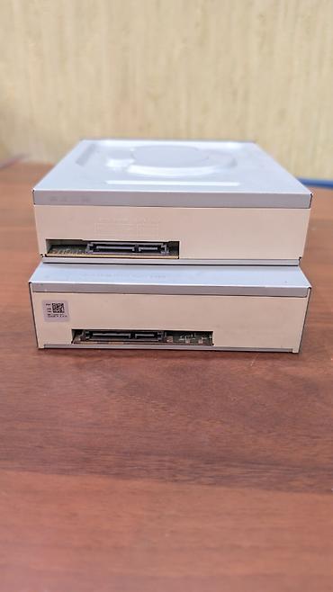 dvd дисководы: Два внутренних оптических привода DVD±RW (SATA): 1) Lite-On — 2