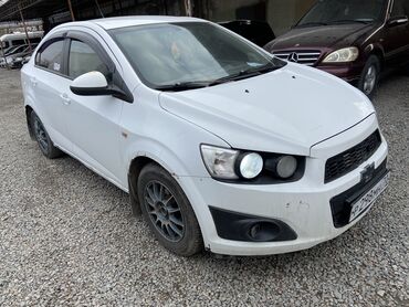 Коммерческий транспорт: Chevrolet Aveo: 2013 г., 1.6 л, Механика, Бензин, Седан